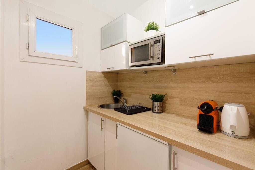 Studio Au Calme, Avec Terrasse Et Parking A Eze Village Kültér fotó